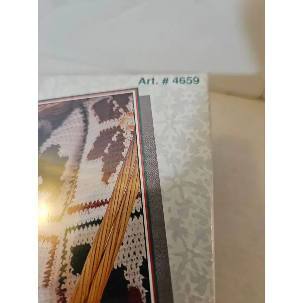 Vintage Latch Hook Kit Kris Kringle Rug NEW Old Stock No 4659 Christmas